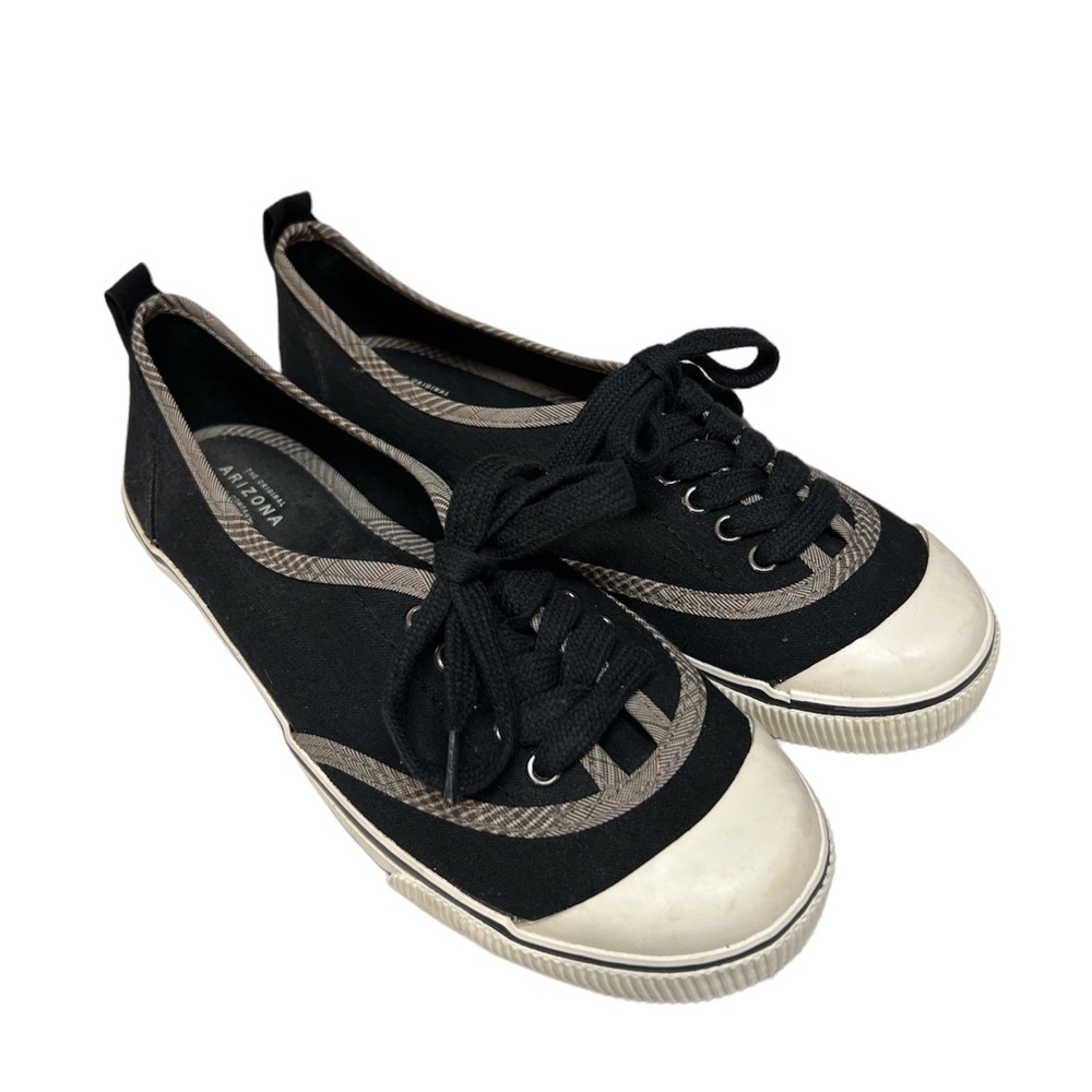 Arizona Cute Plaid and Black Sneakers
